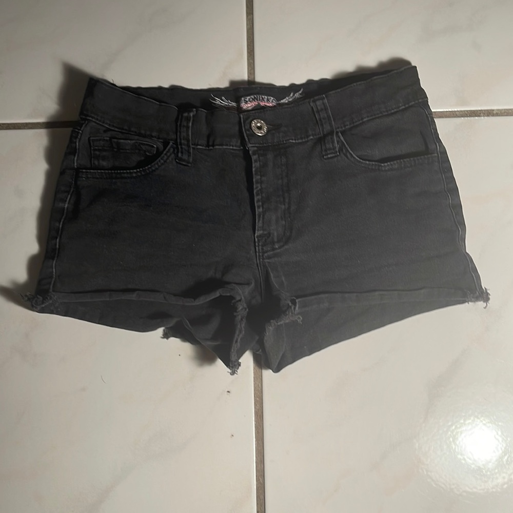 So Nikki Black Shorts
